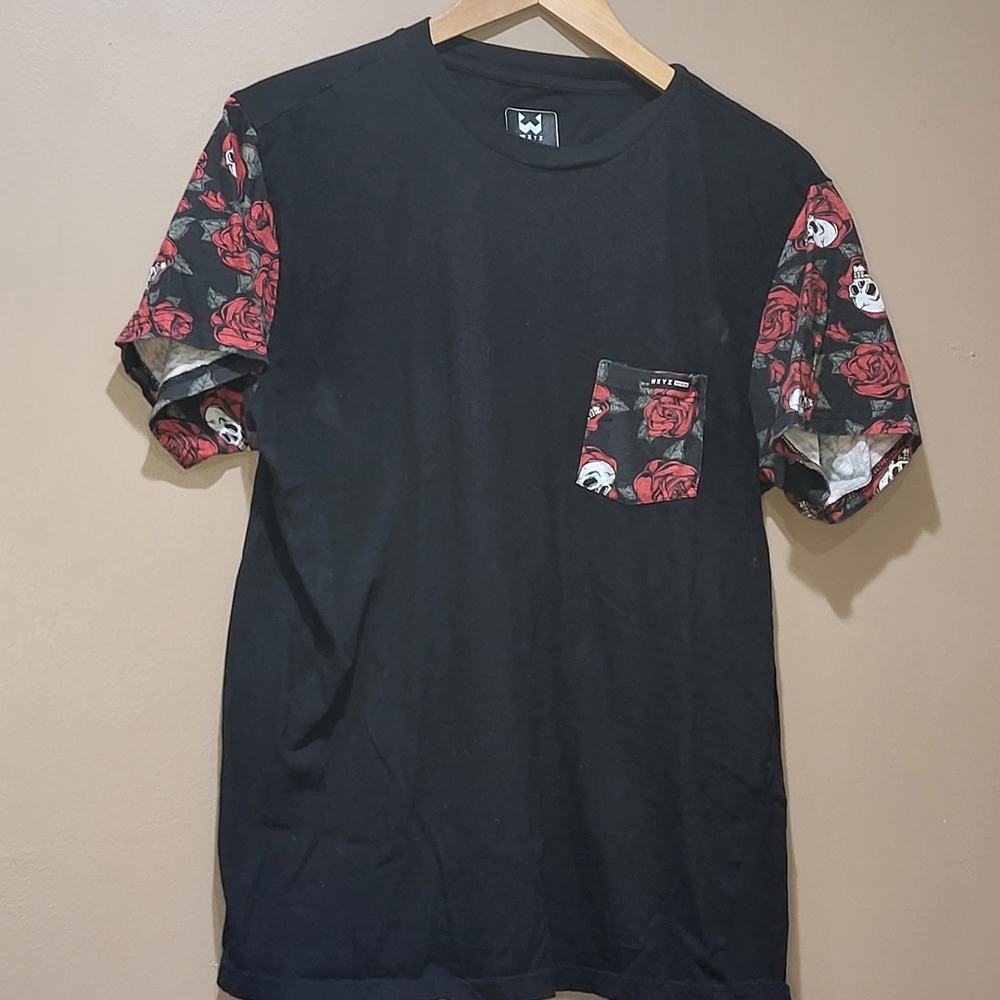 WXYZ Skulls & Roses Pocket T-Shirt MENS Large